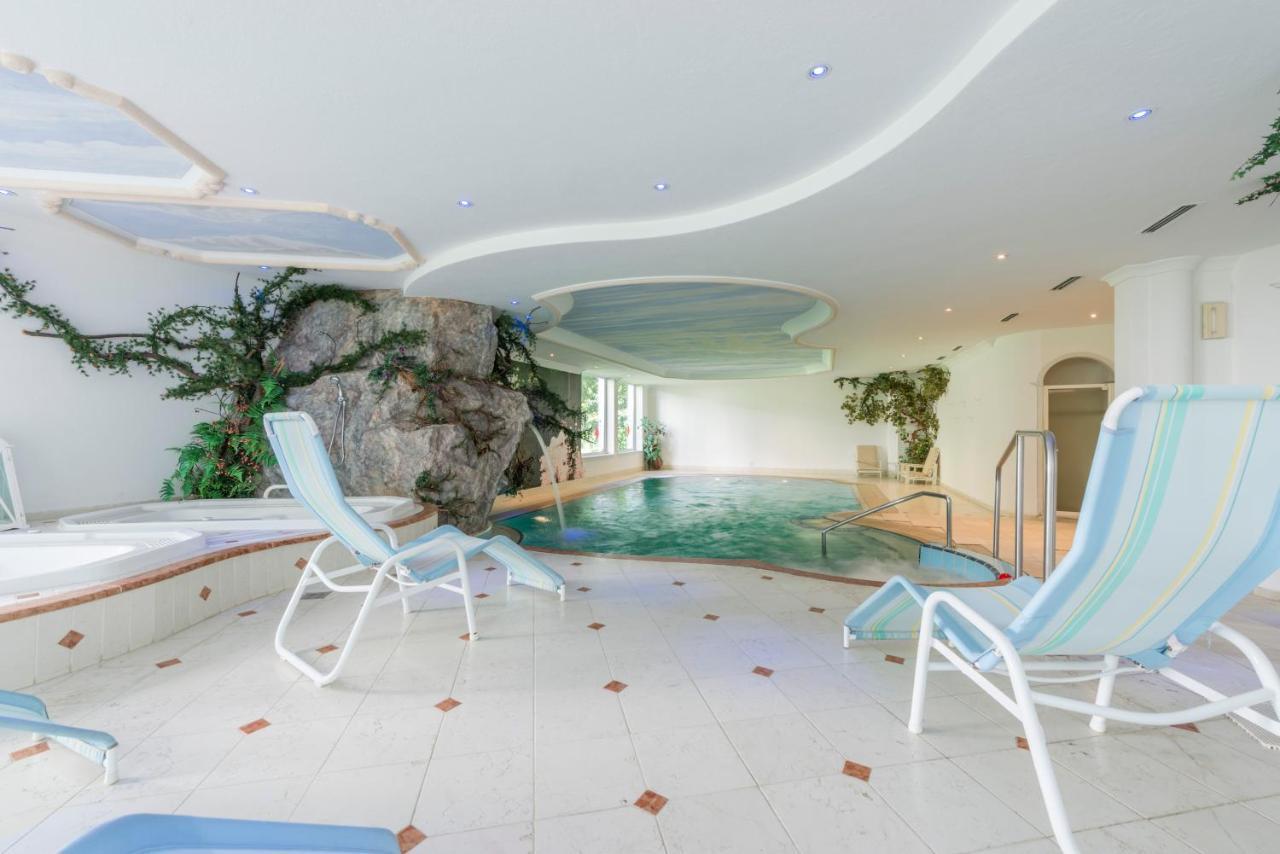 Hotel Alpino Wellness & Spa Peio Fonti Exterior foto