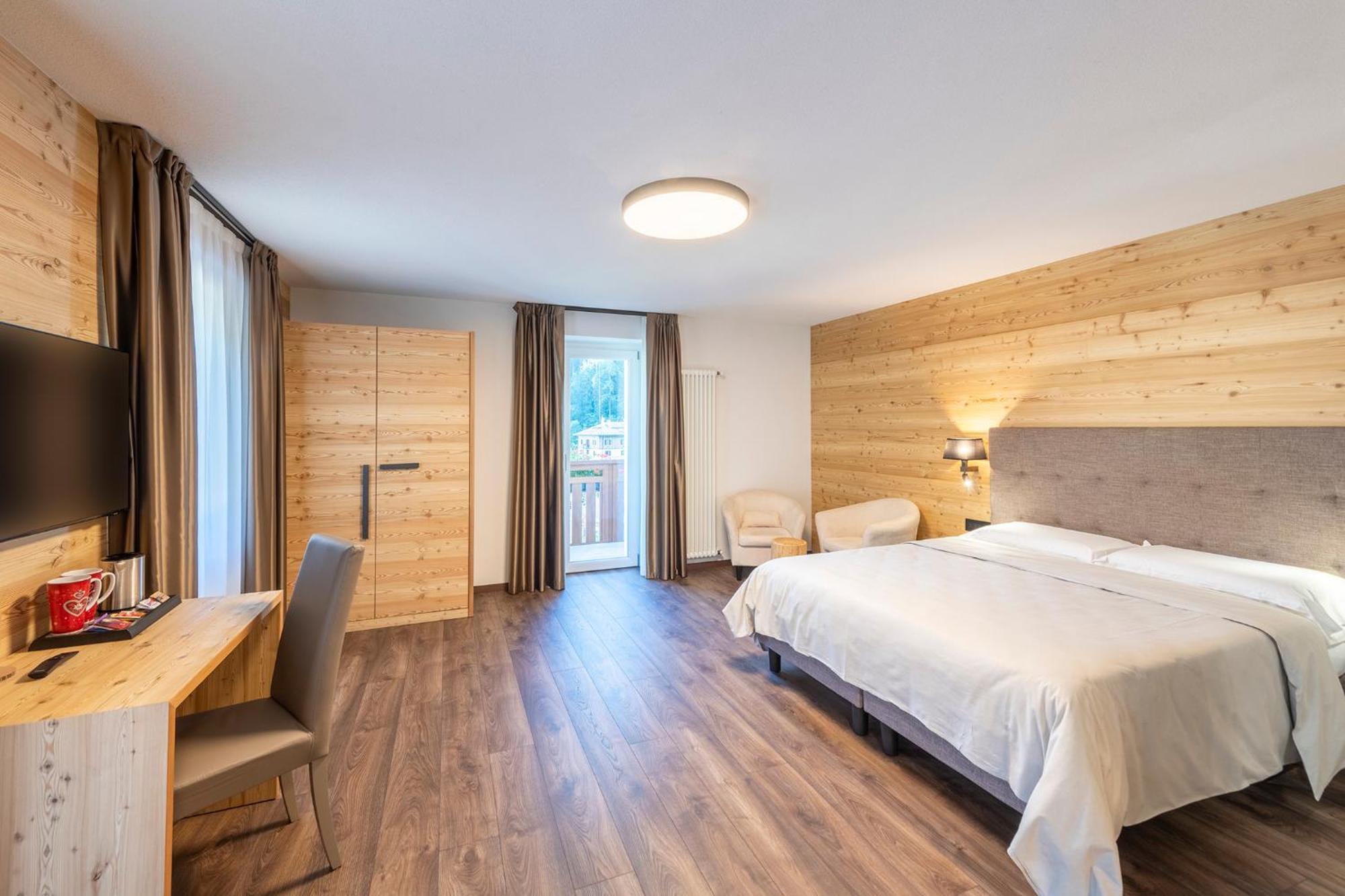 Hotel Alpino Wellness & Spa Peio Fonti Exterior foto