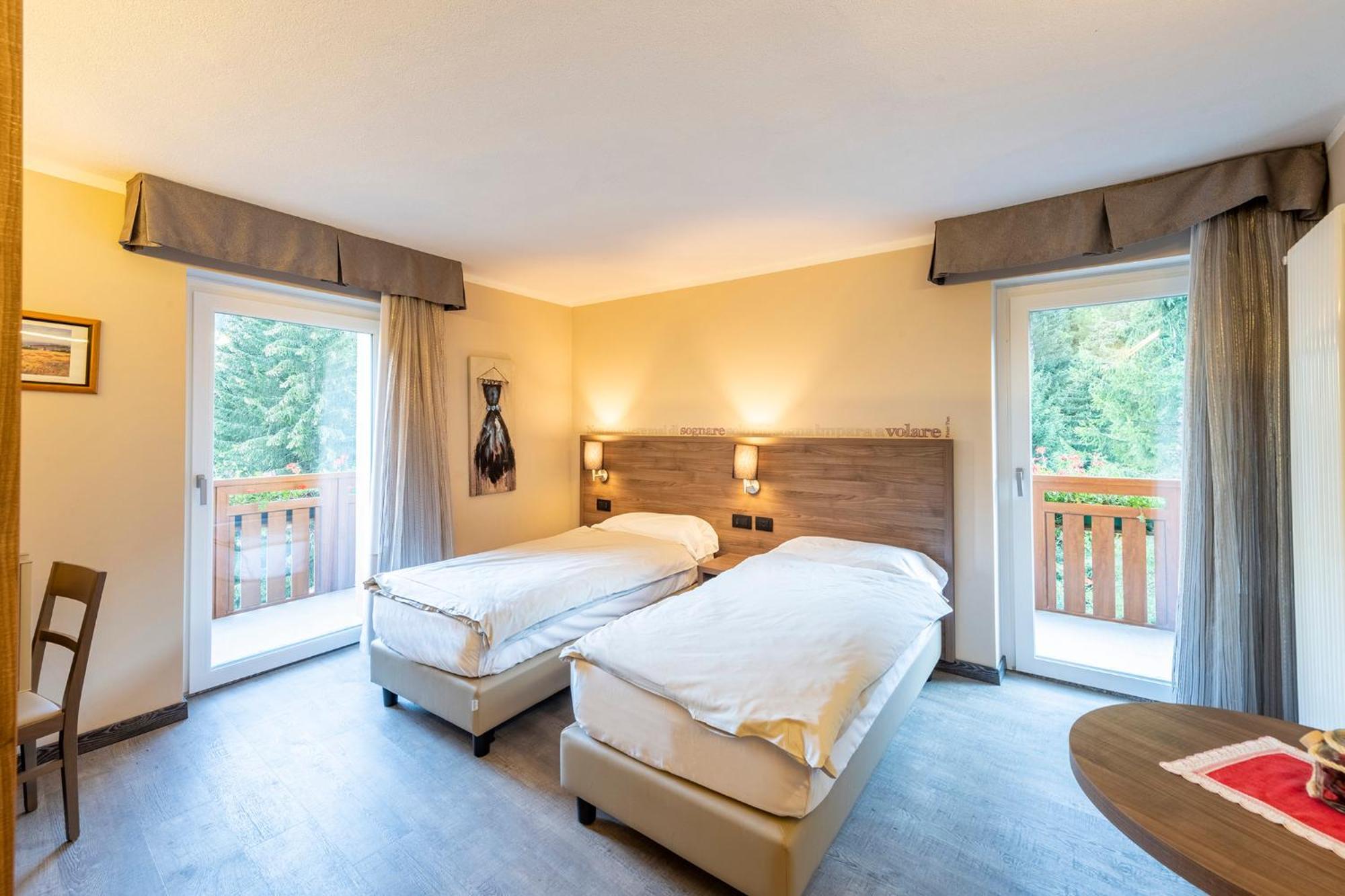 Hotel Alpino Wellness & Spa Peio Fonti Exterior foto