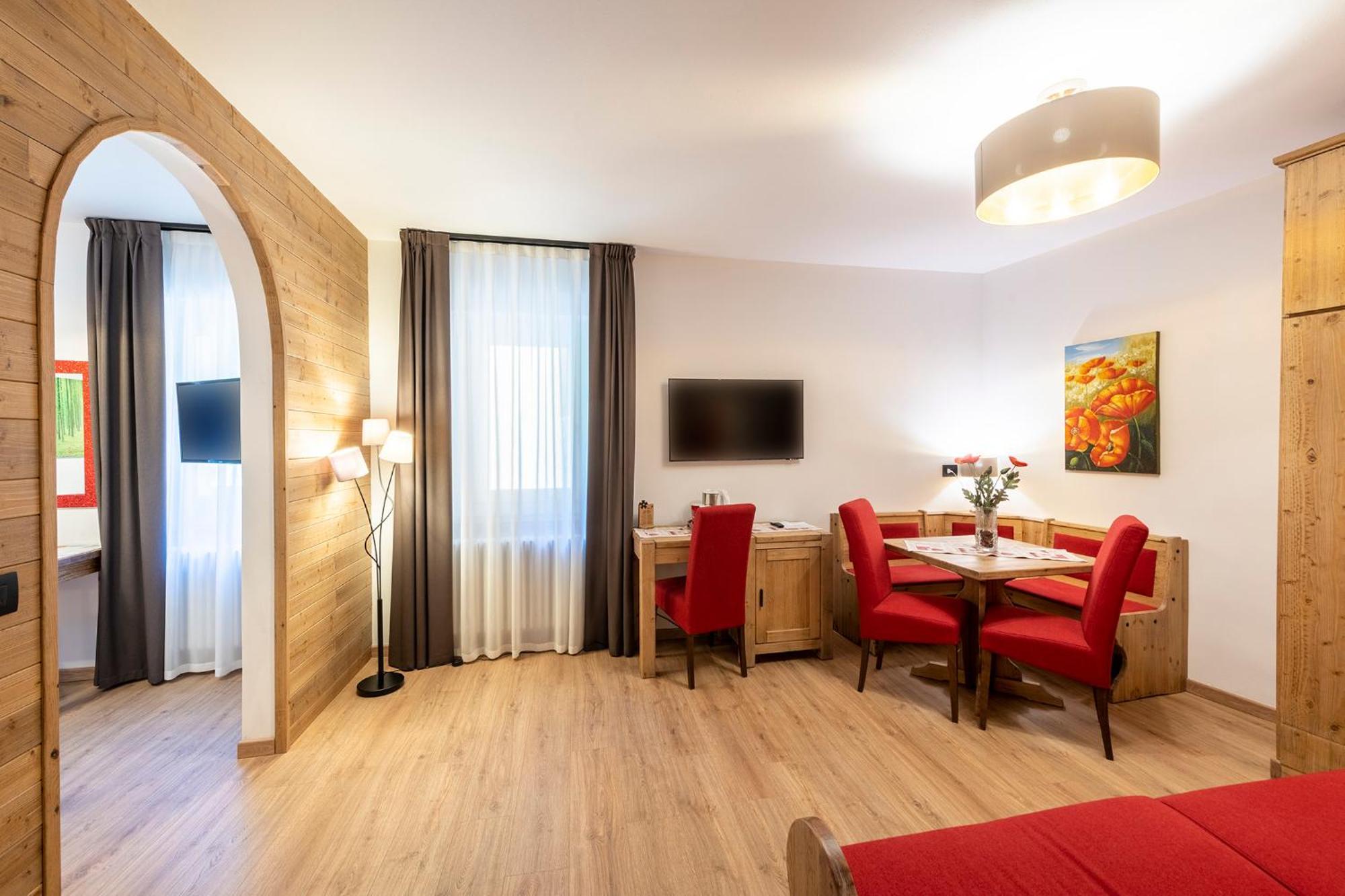 Hotel Alpino Wellness & Spa Peio Fonti Exterior foto