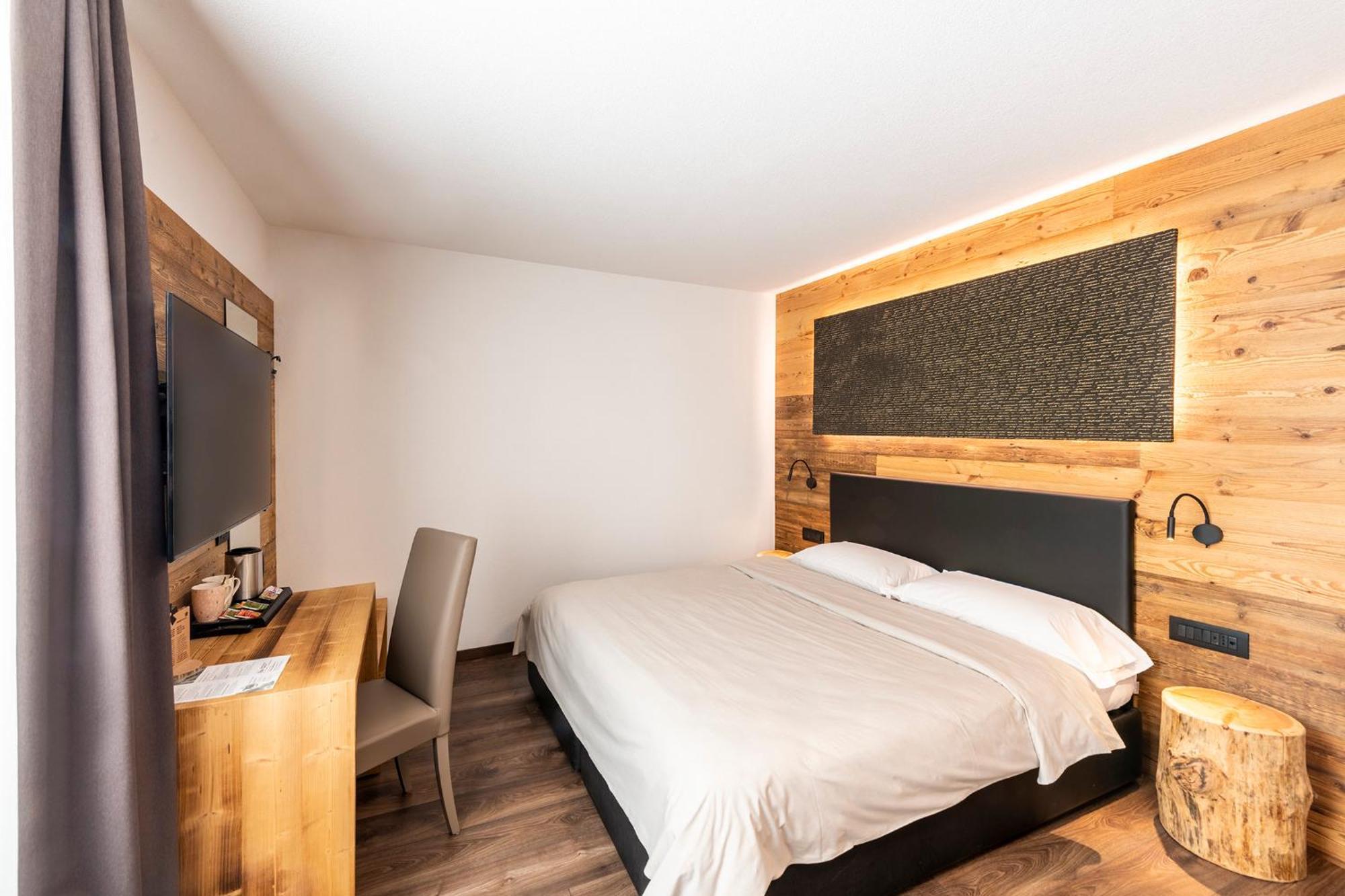 Hotel Alpino Wellness & Spa Peio Fonti Exterior foto